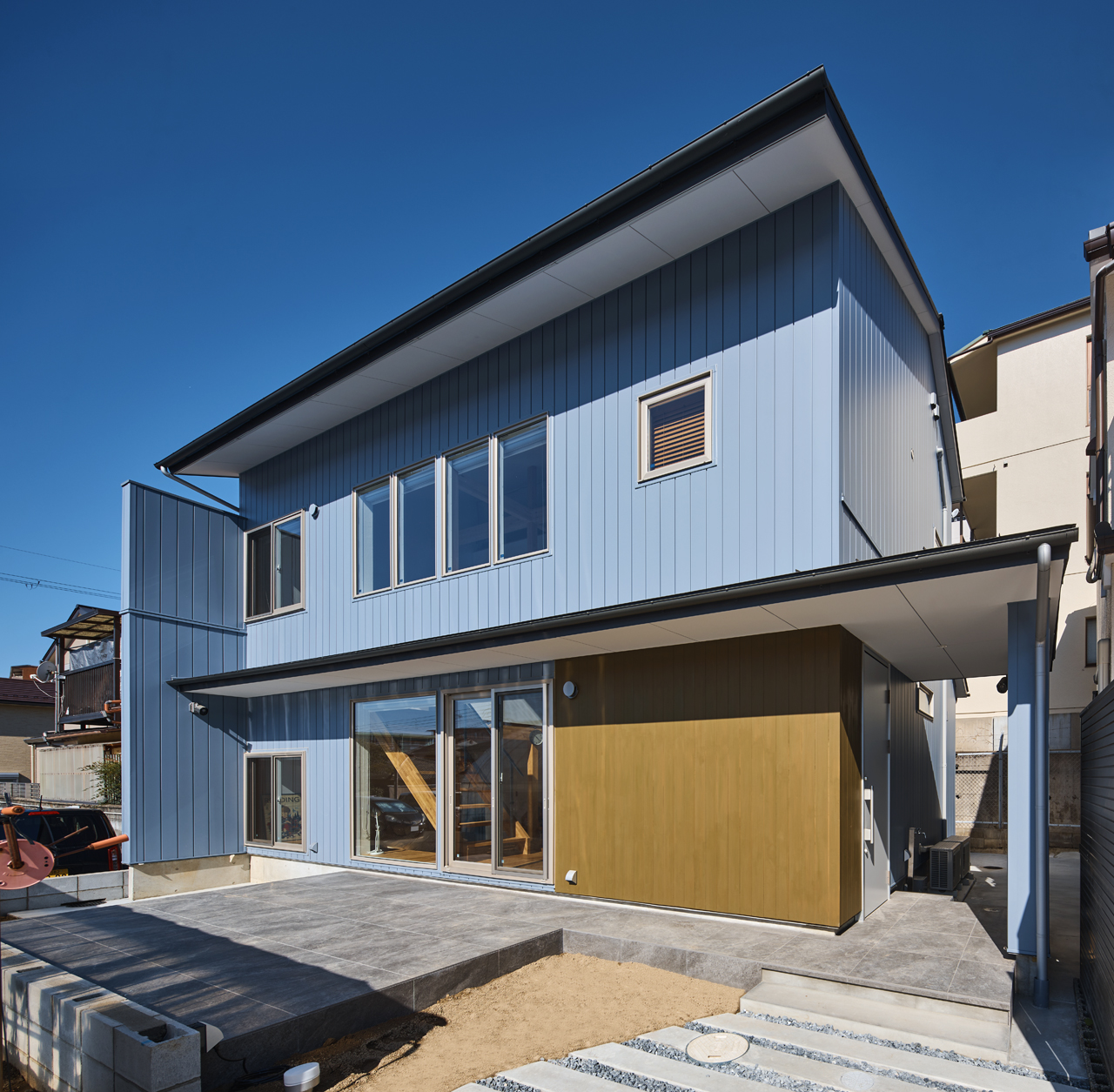 【施工事例】自然素材をふんだんに使った開放的な住まい【前編】 アイキャッチ画像